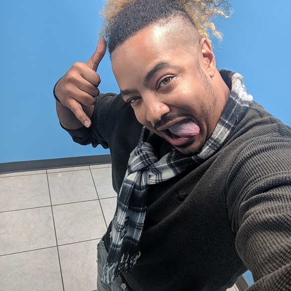 Meet your Posher, Reginald - Picture 3 of 3